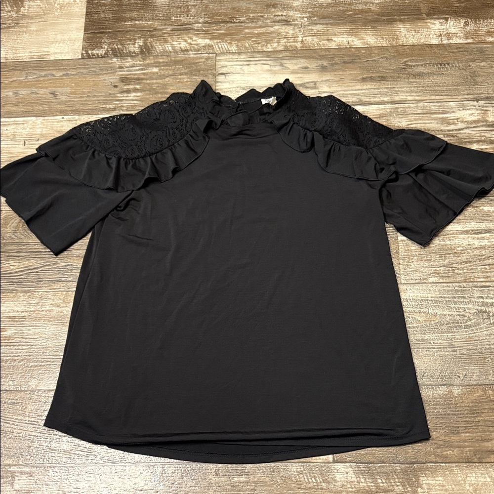 Elegant Black Lace Women's Top Size Medium